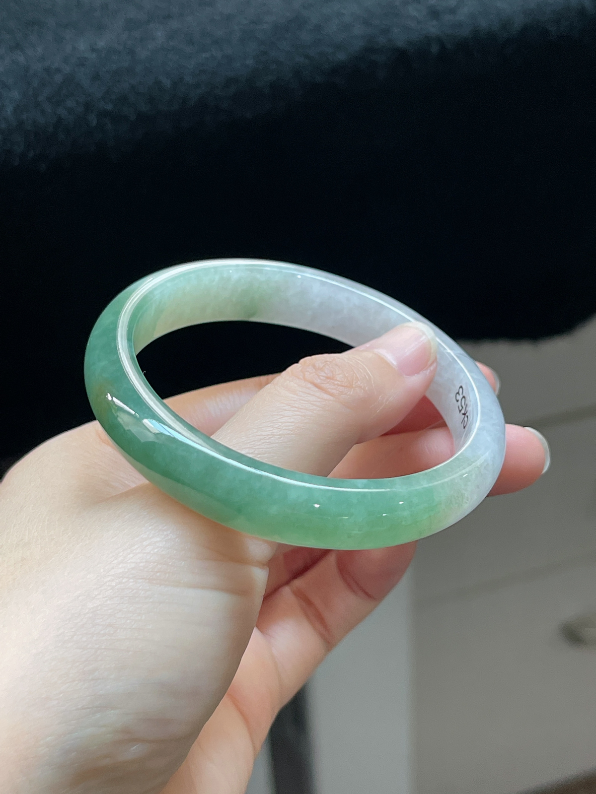 正圈56.3圈口，翡翠糯化种灰绿色手镯