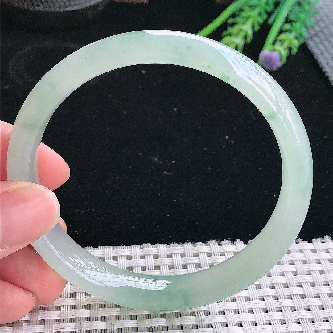 实拍a货翡翠63/11.8/7.5大圈口老坑冰胶水灵冰飘花手镯翡翠玉镯手环