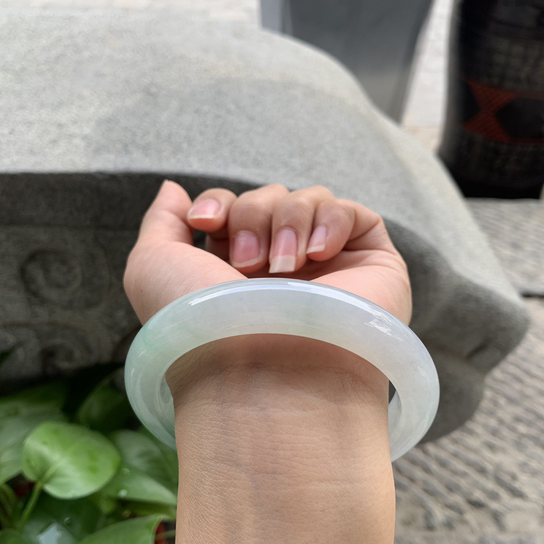 大圈口 62.3-11.9-10.3【冰飘阳绿正圈手镯】正圈62 63可戴