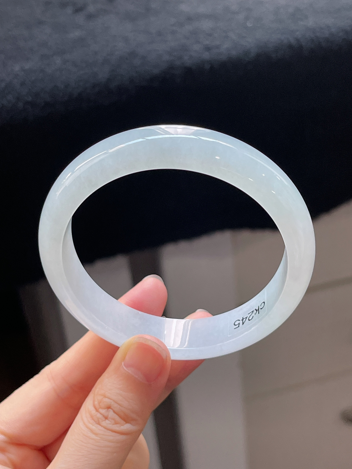 正圈58.6圈口，翡翠冰糯白色手镯