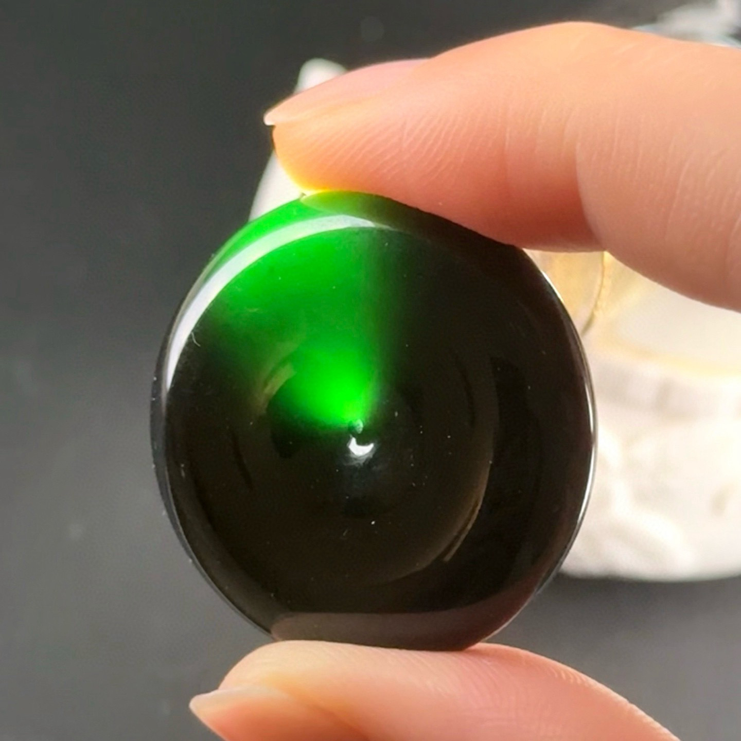 精品墨翠双面鼓平安扣 种好色正 黑度极好 打灯通透 油性十足 尺寸30.7