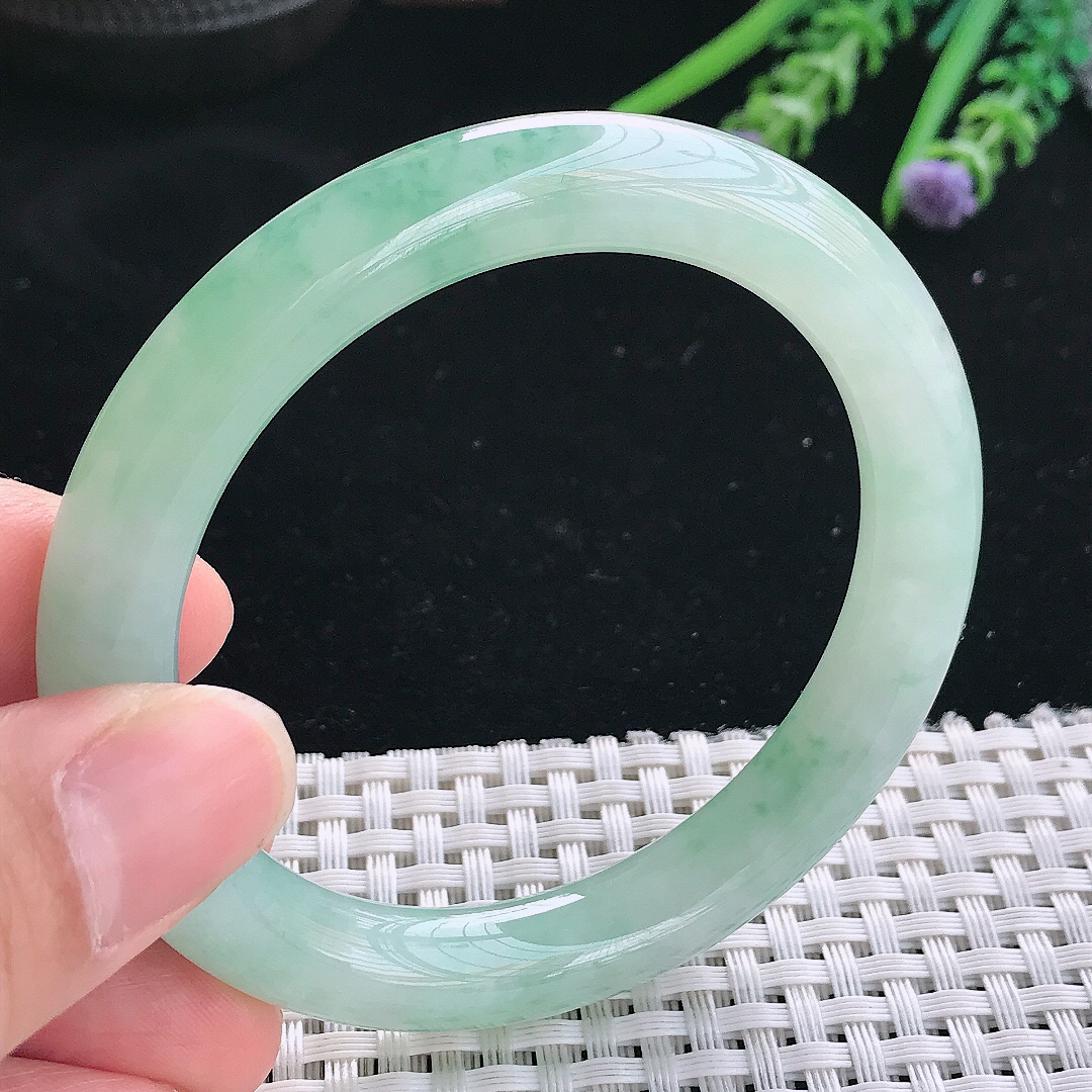 实拍天然翡翠54.5/9.5/9.3老坑冰胶果冻冰晴飘花圆条手镯翡翠玉镯手环