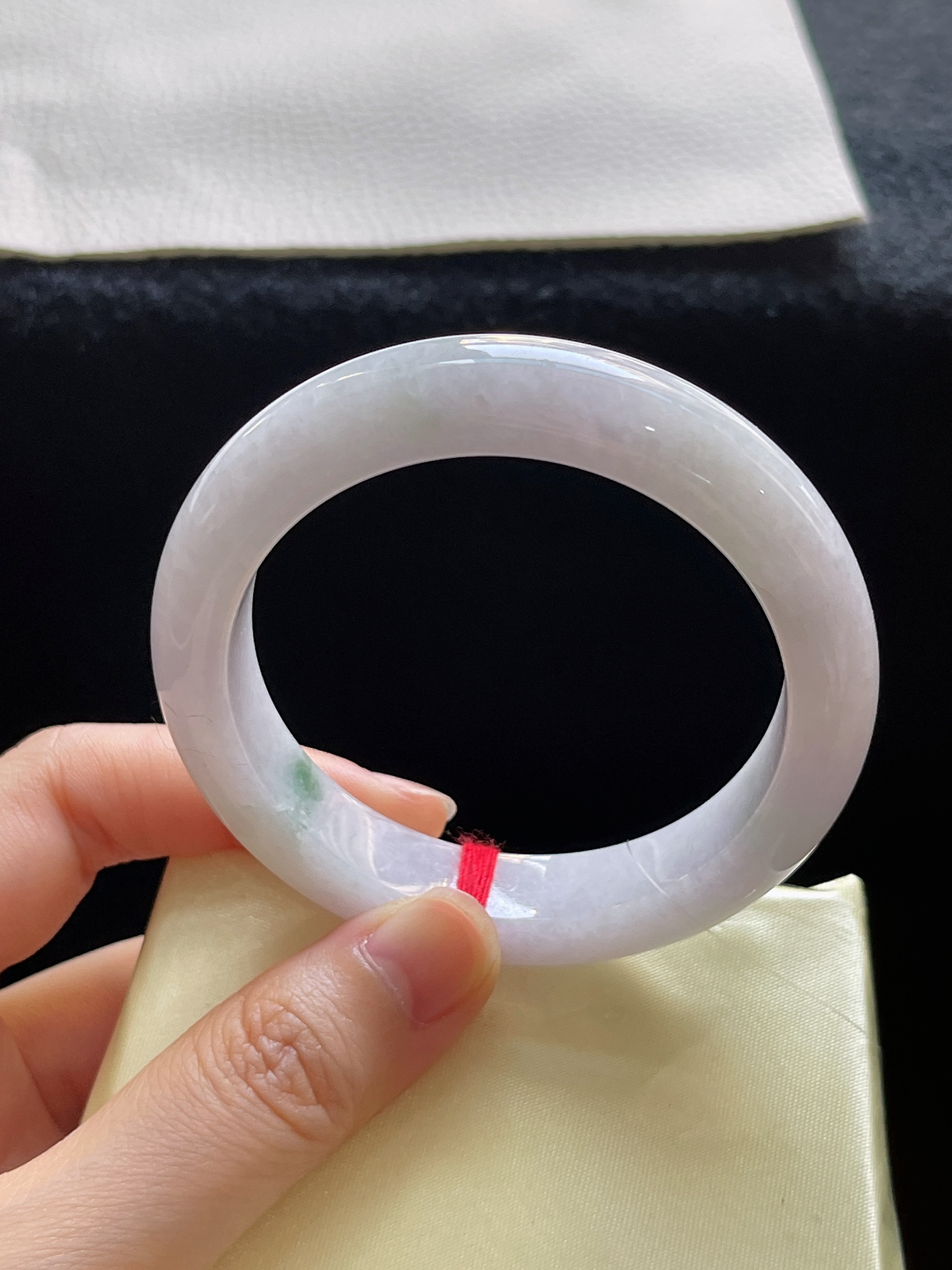 正圈52.8圈口，翡翠糯化种浅紫色手镯