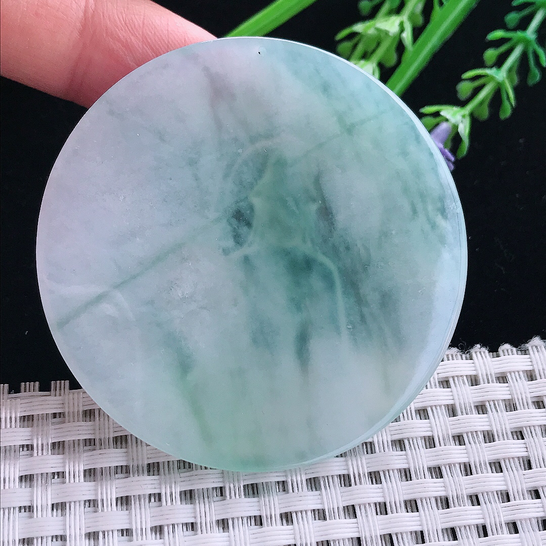 实拍A货翡翠57.5/5.5老坑冰胶水灵持莲观音吊坠翡翠挂件