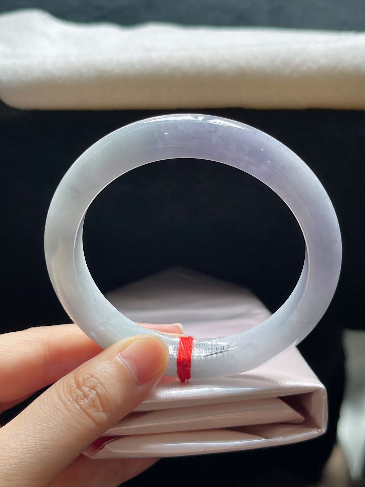 正圈59.7圈口，翡翠糯化种淡紫色手镯