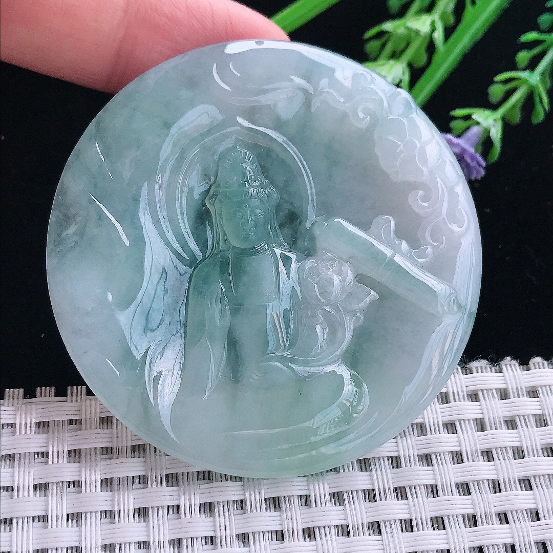 实拍A货翡翠57.5/5.5老坑冰胶水灵持莲观音吊坠翡翠挂件