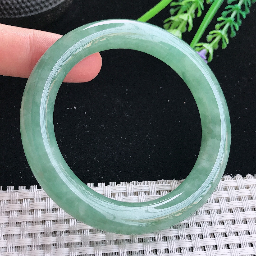 实拍天然翡翠55/10.5/10.3老坑冰润起胶满绿圆条手镯翡翠玉镯手环