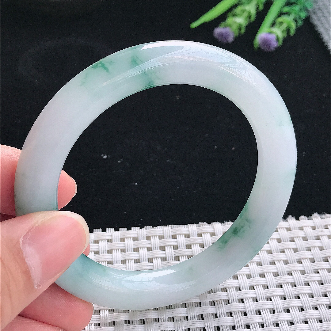 实拍天然翡翠55.5/10.2/10老坑精美飘花圆条手镯翡翠玉镯手环