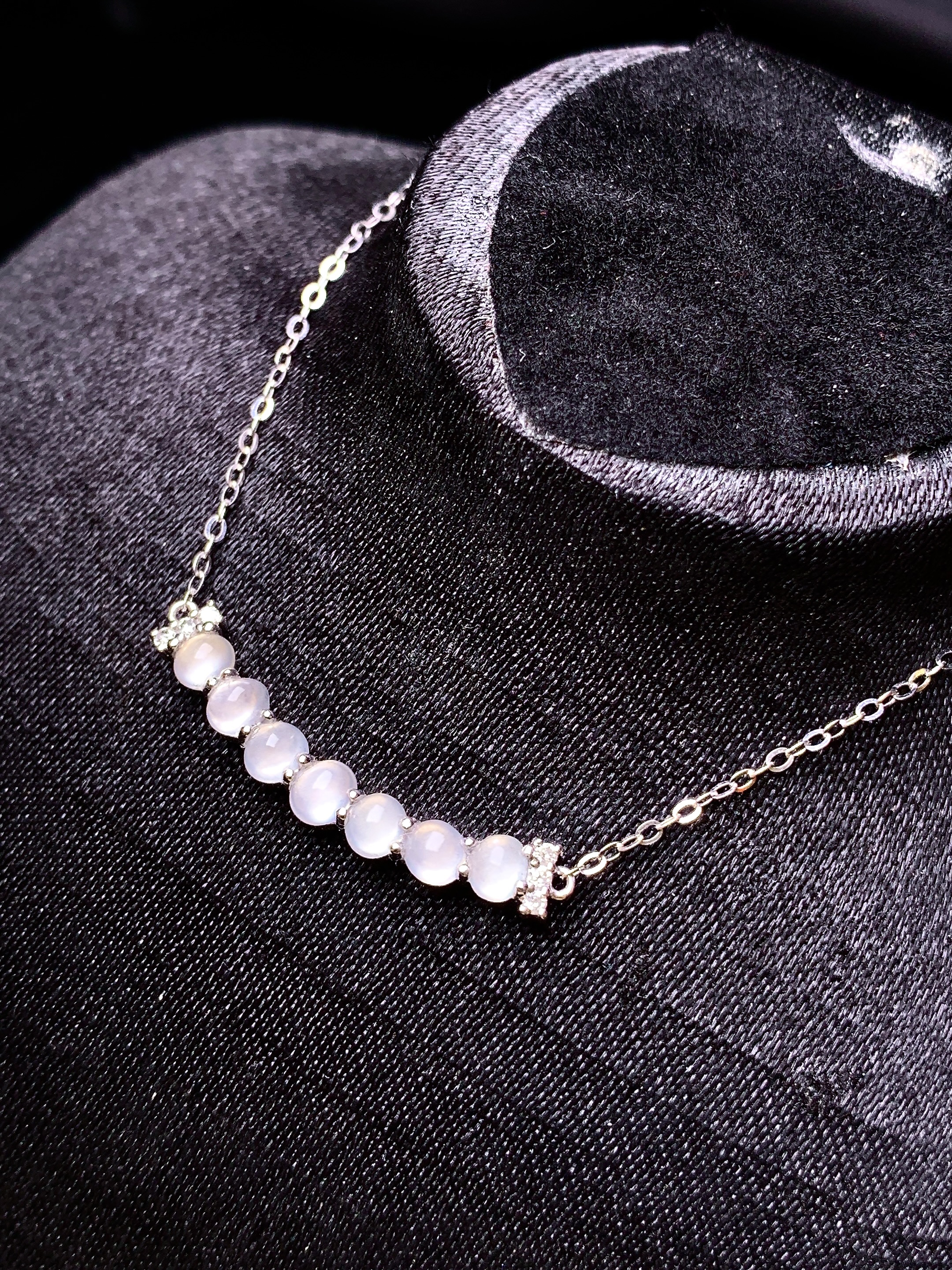 18k金钻镶嵌冰种蛋面组合项链 玉质细腻 色泽艳丽清新 水润亮眼 整体尺寸26.5*3.2*3.2yz