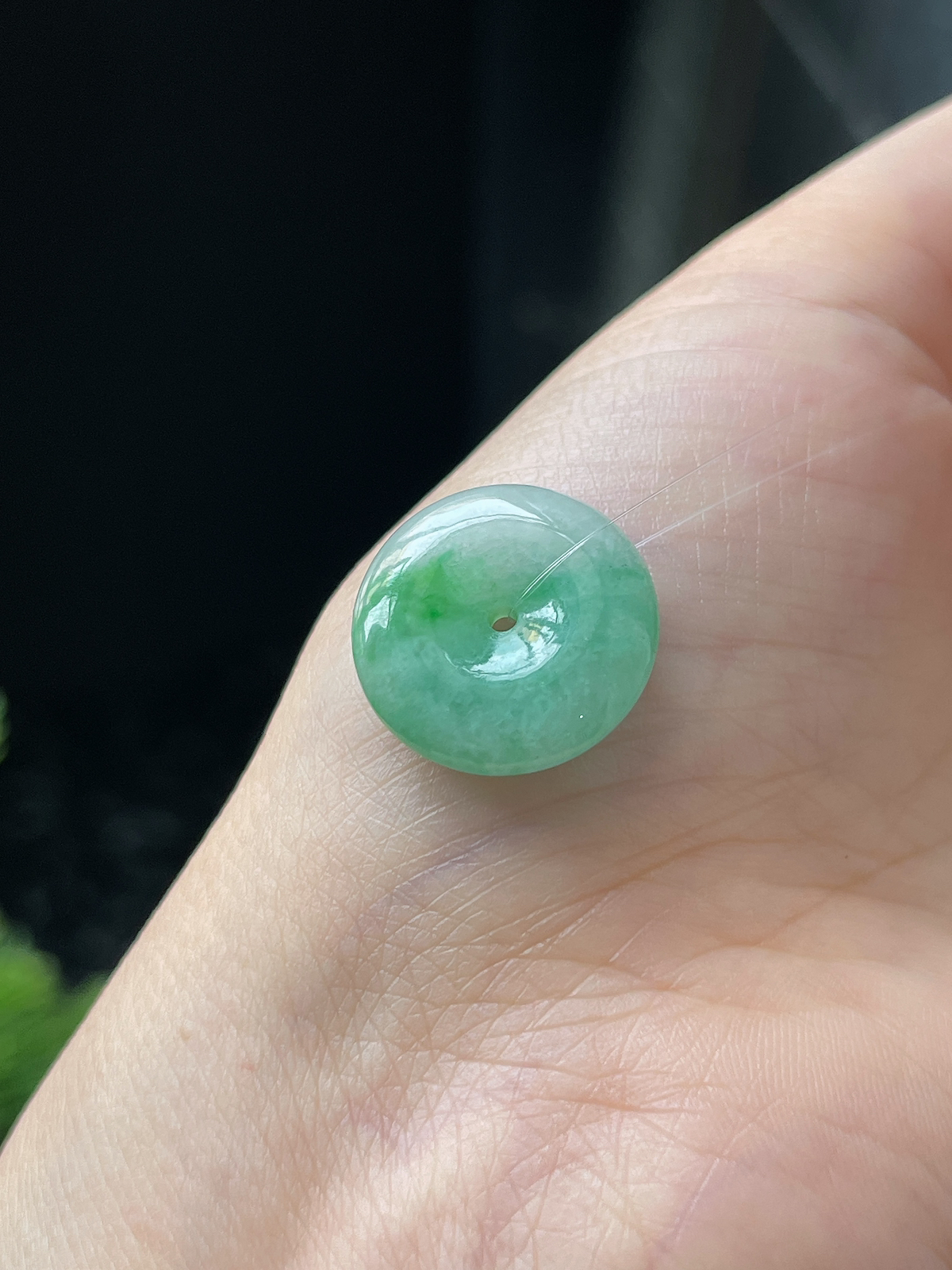 翡翠糯化种飘绿平安扣