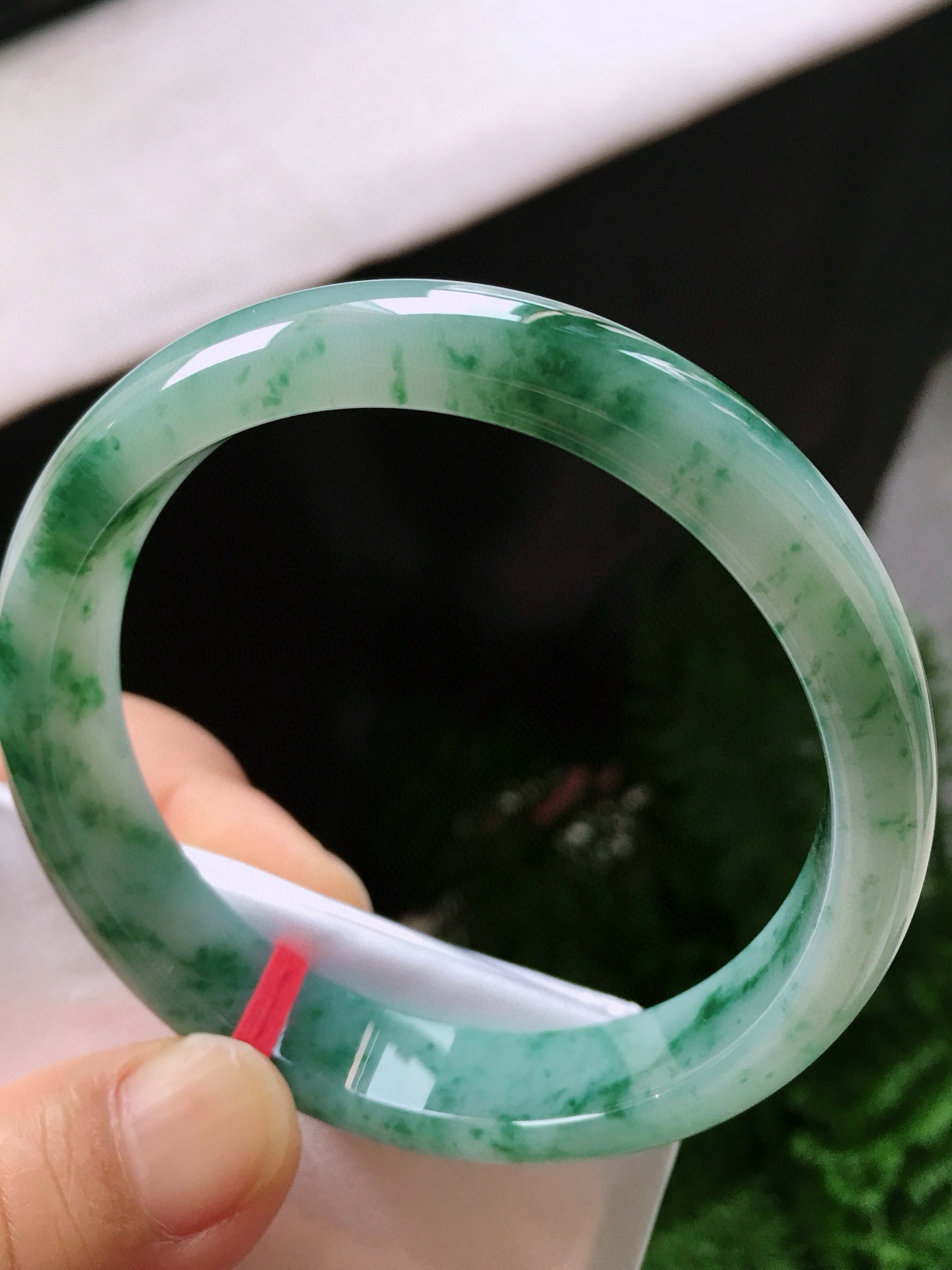 圈口60，正圈手镯，大圈口，飘花，玉质冰润，完美，尺寸60-12.5-7.1mm