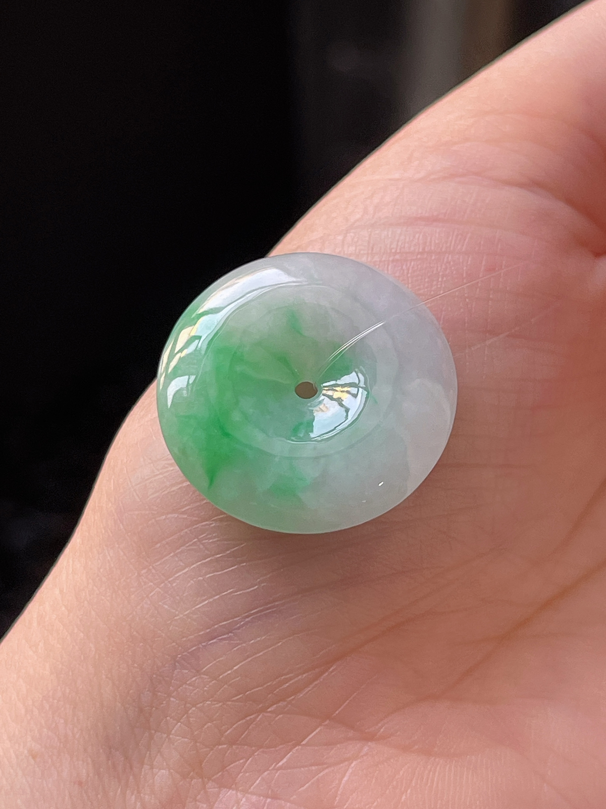 翡翠糯化种飘绿平安扣