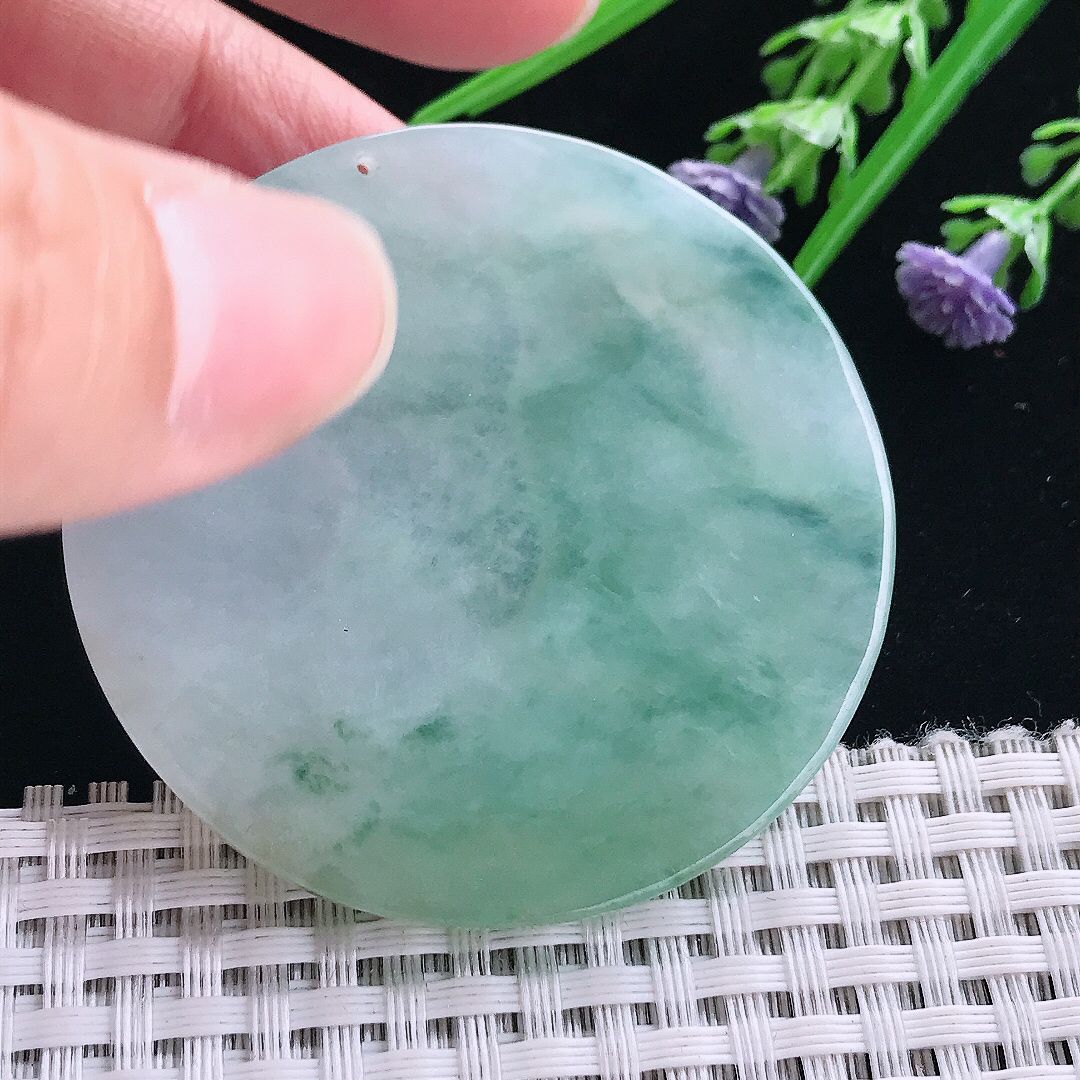 实拍A货翡翠53.8/5.8老坑冰胶水灵冰晴无相观音吊坠翡翠挂件