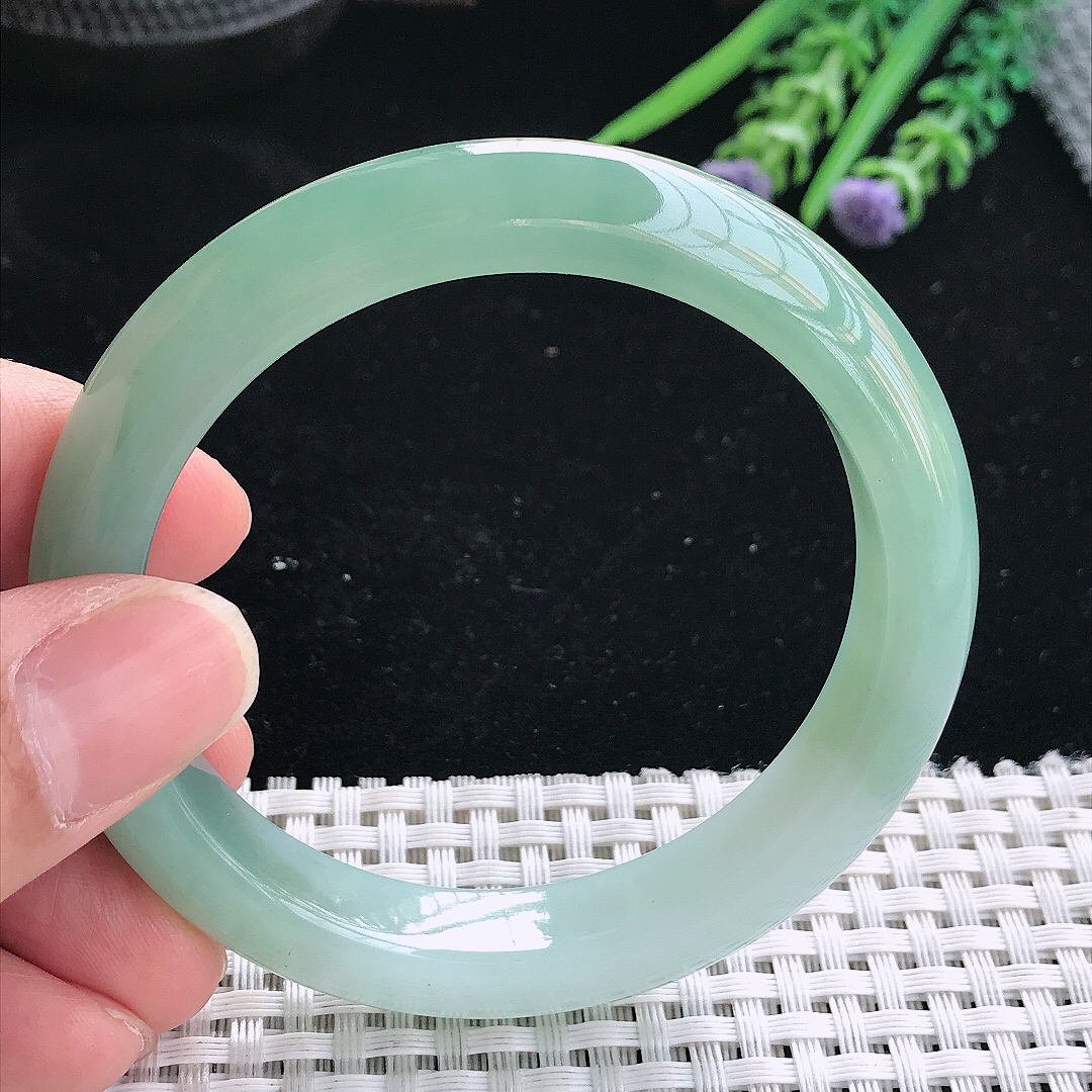 实拍天然翡翠55/10.8/8.5老坑冰胶水灵冰晴绿手镯翡翠玉镯手环