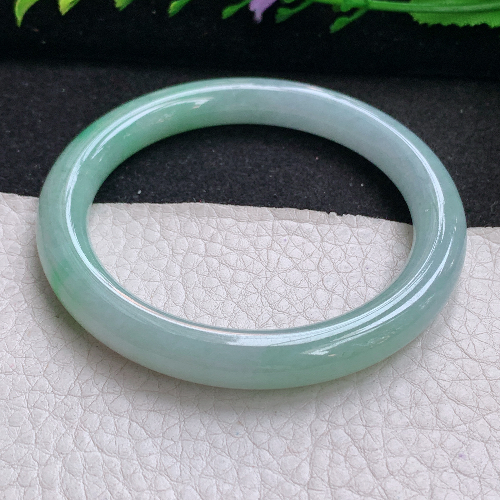 n实拍55*8.5美人镯 天然缅甸翡翠A货手镯项链清新圆条正圈玉手环