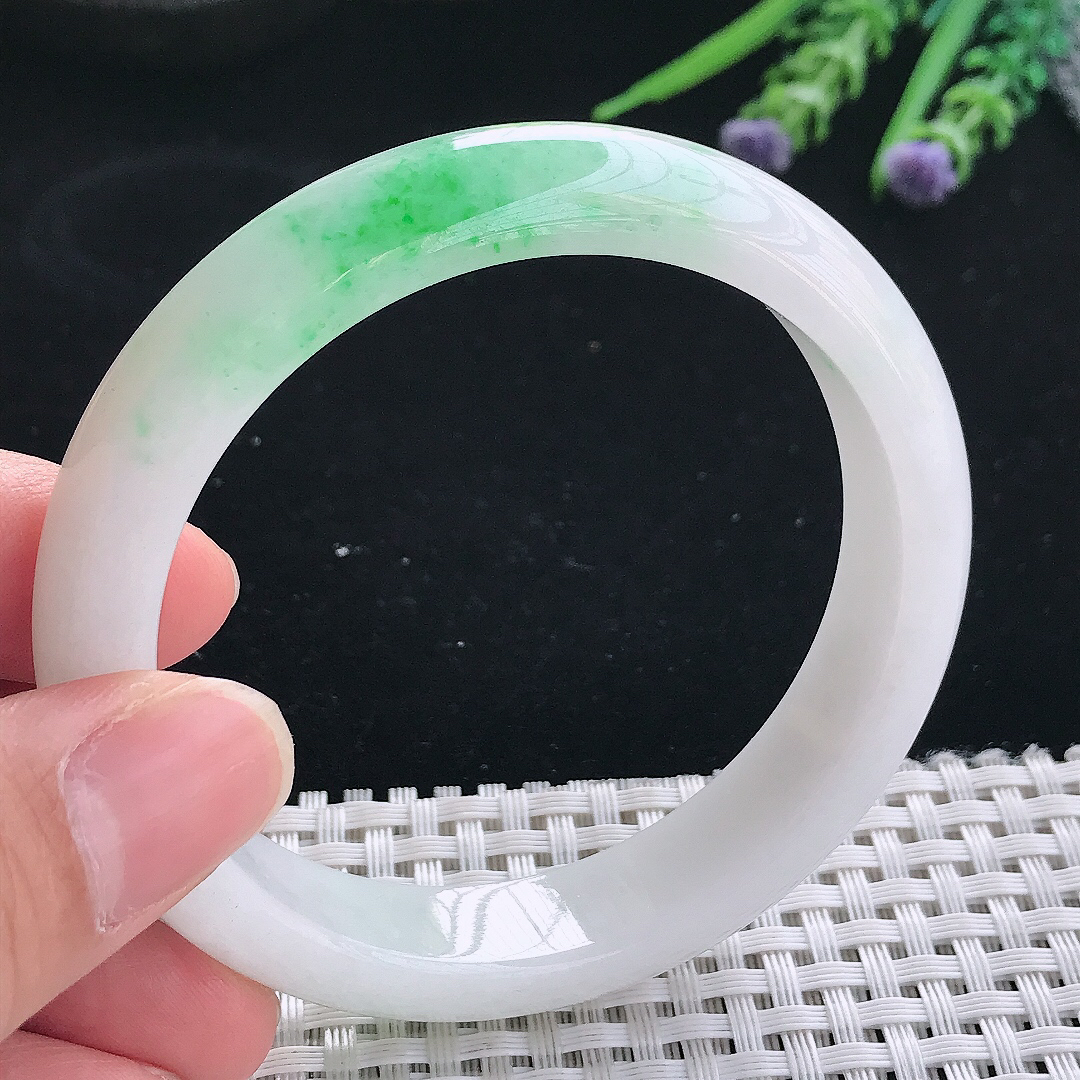 实拍天然翡翠57.5/12.8/8.2老坑精美飘阳绿手镯翡翠玉镯手环