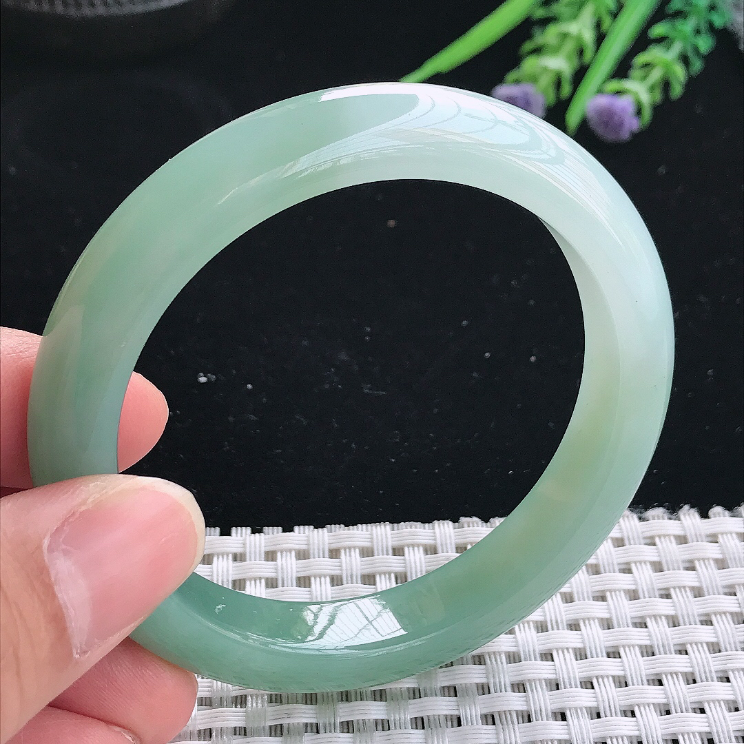 实拍天然翡翠55/10.8/8.5老坑冰胶水灵冰晴绿手镯翡翠玉镯手环