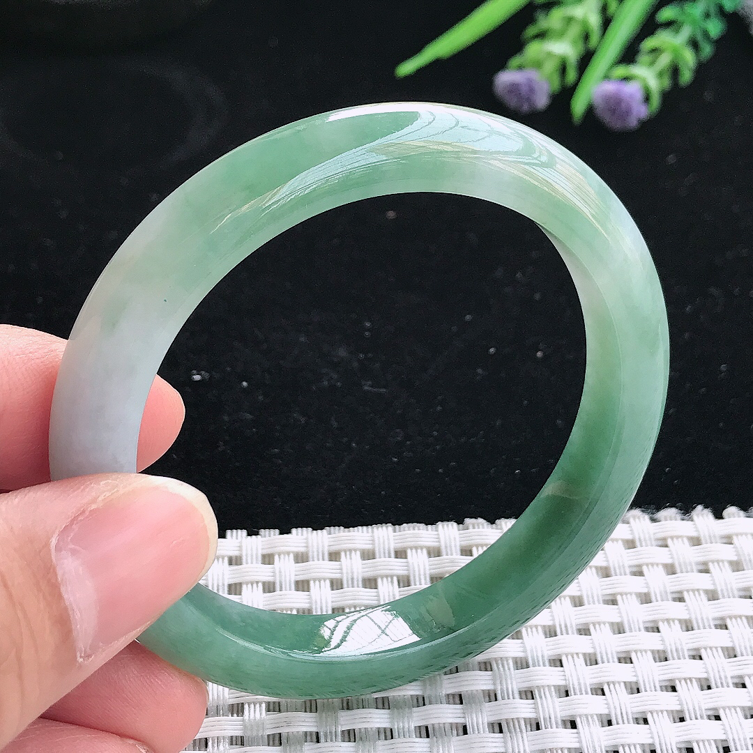 实拍天然翡翠53/9.3/7.8老坑精美油绿手镯翡翠玉镯手环