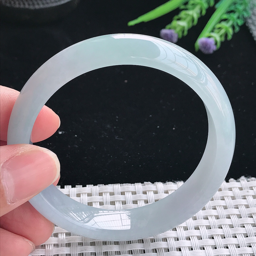 实拍天然翡翠56.8/13.2/7.6老坑冰胶水灵天空蓝手镯翡翠玉镯手环