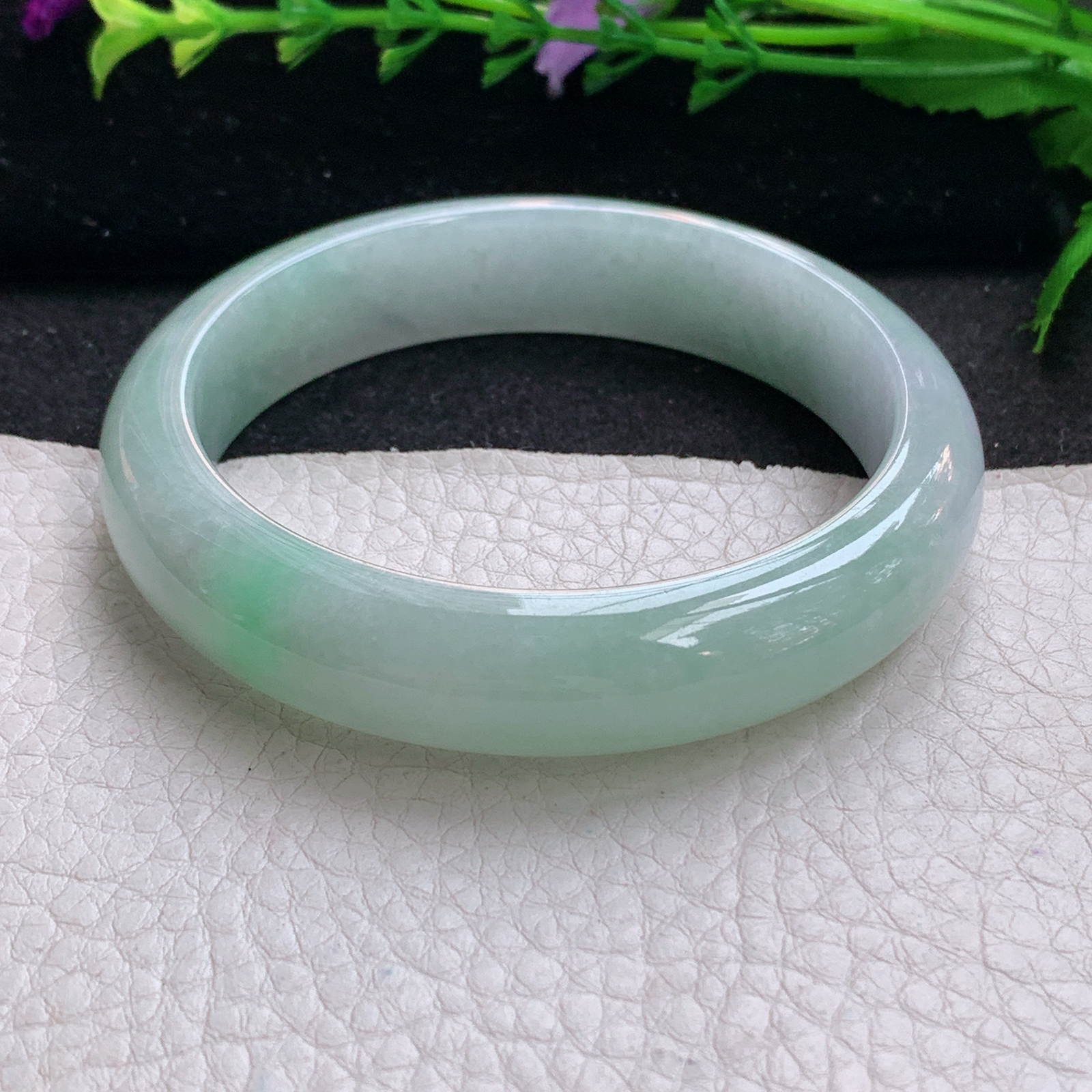 js实拍58*13.3*8.2平安镯 天然缅甸翡翠A货手镯清爽飘绿正圈玉手环