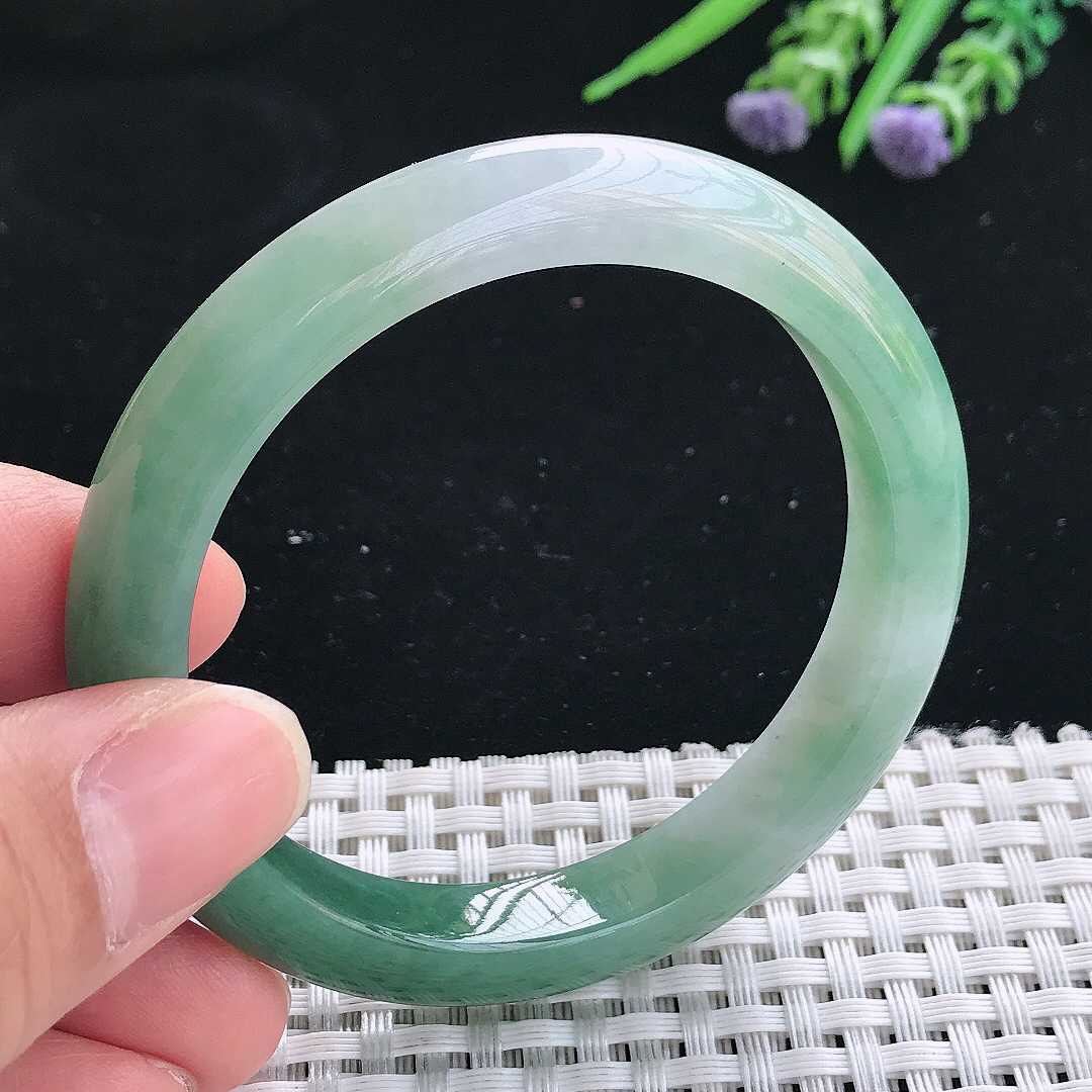 实拍天然翡翠53/9.3/7.8老坑精美油绿手镯翡翠玉镯手环