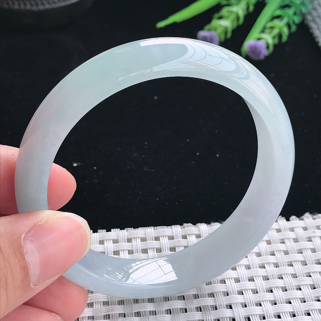 实拍天然翡翠56.8/13.2/7.6老坑冰胶水灵天空蓝手镯翡翠玉镯手环