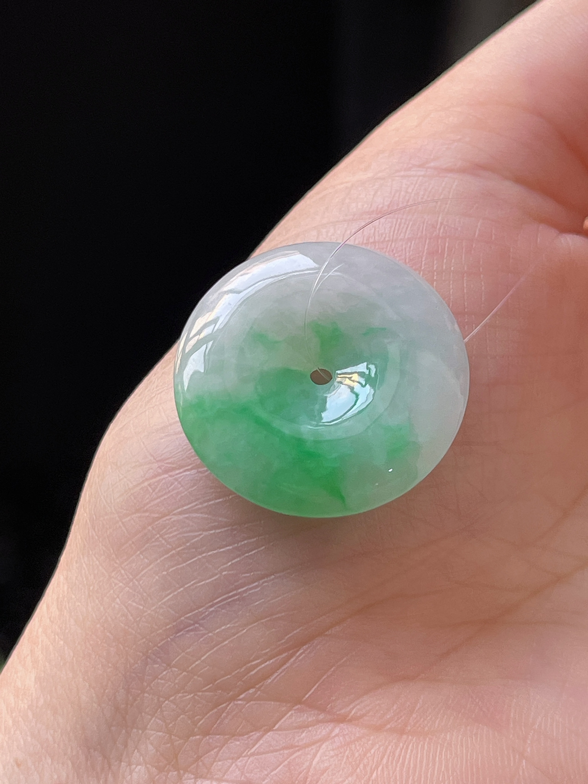 翡翠糯化种飘绿平安扣