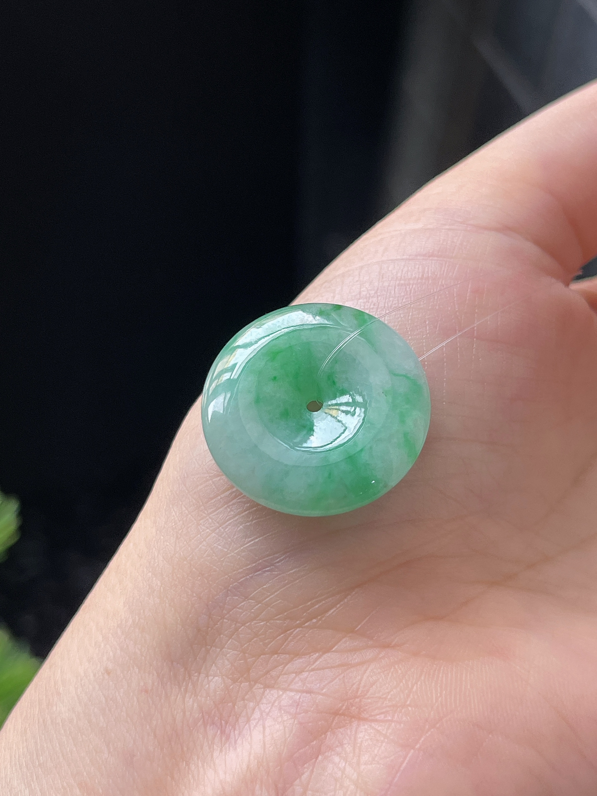 翡翠糯化种飘绿平安扣