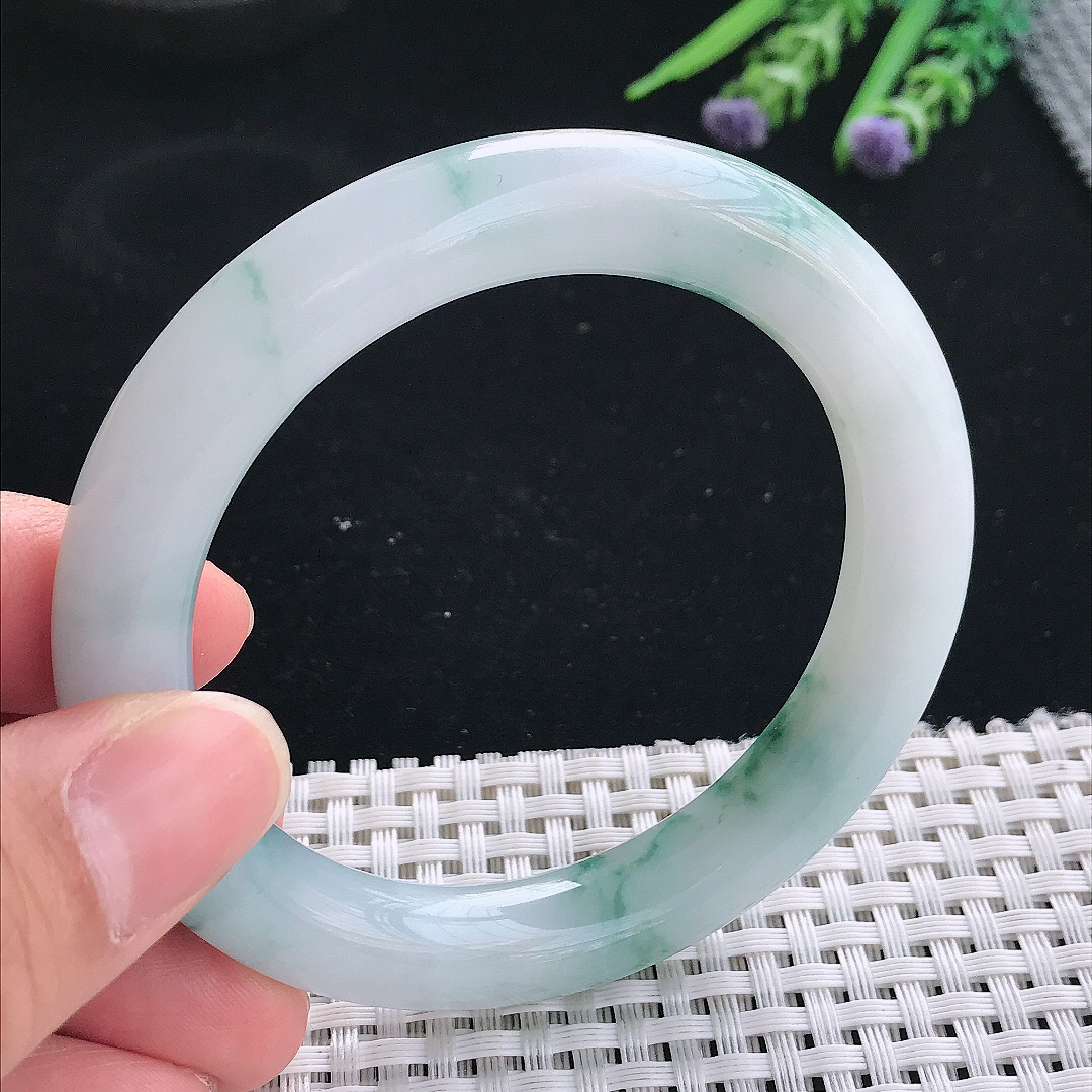 实拍天然翡翠55.5/10.2/10老坑精美飘花圆条手镯翡翠玉镯手环