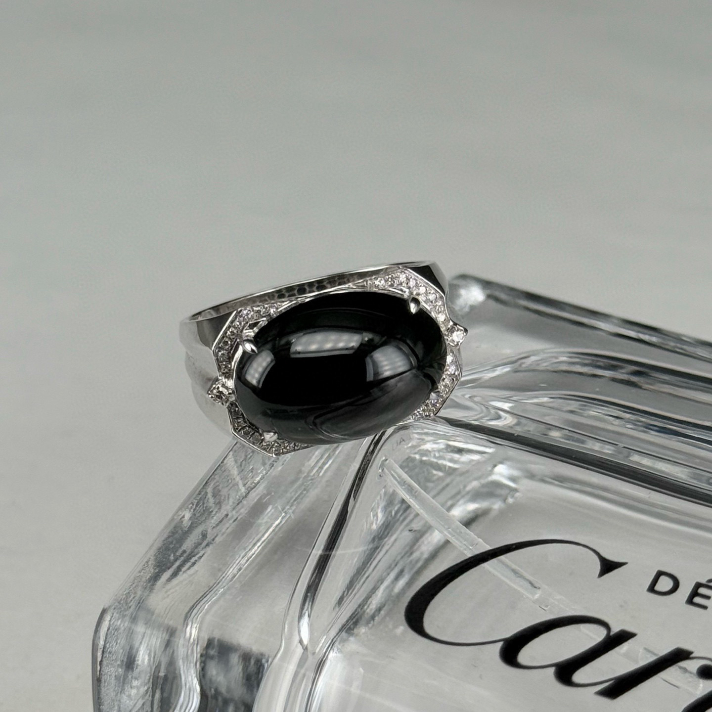 精品18k墨翠蛋面男戒 种好色正 黑度极好 打灯通透 油性十足 尺寸16.4