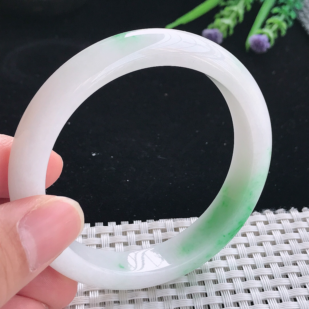 实拍天然翡翠57.5/12.8/8.2老坑精美飘阳绿手镯翡翠玉镯手环