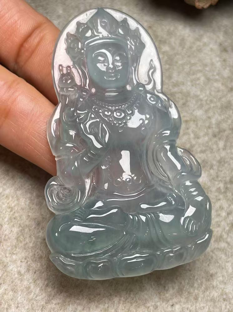 冰种飘绿【度母菩萨】吊坠，种水好，玉质细腻 ，卖相好‘