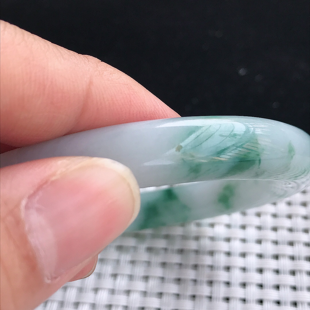 实拍天然翡翠55.5/10.2/10老坑精美飘花圆条手镯翡翠玉镯手环