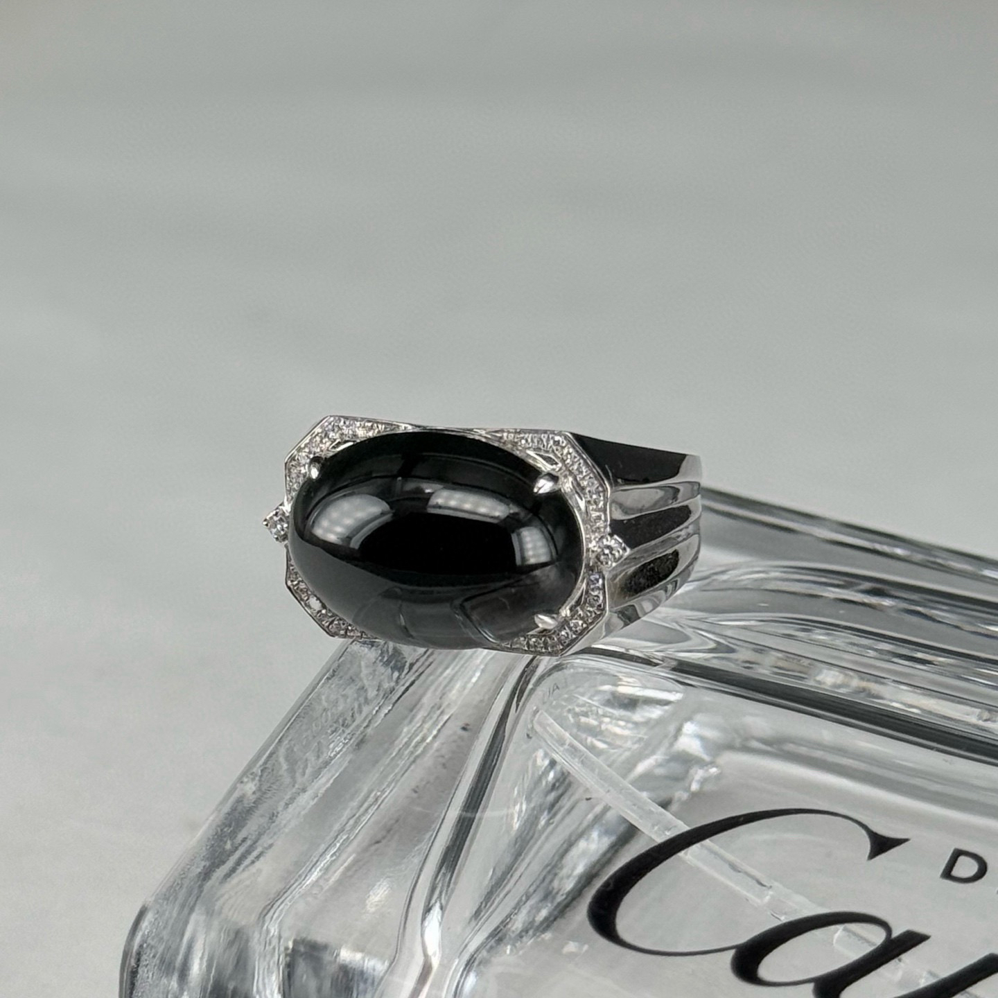 精品18k墨翠蛋面男戒 种好色正 黑度极好 打灯通透 油性十足 尺寸16.4