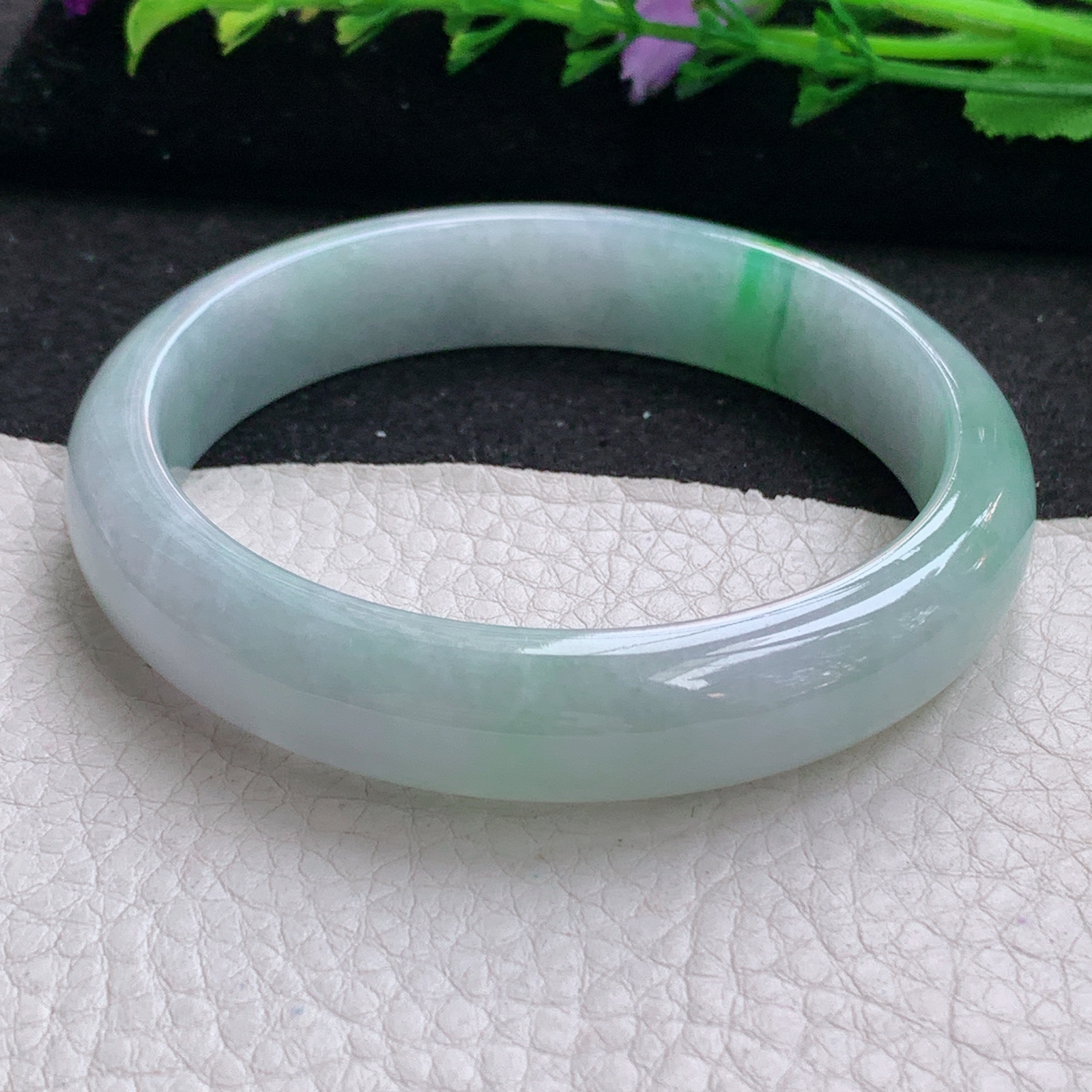 yh实拍59*12.6*7.2平安镯 天然缅甸翡翠A货手镯冰飘阳绿宽边正圈玉手环