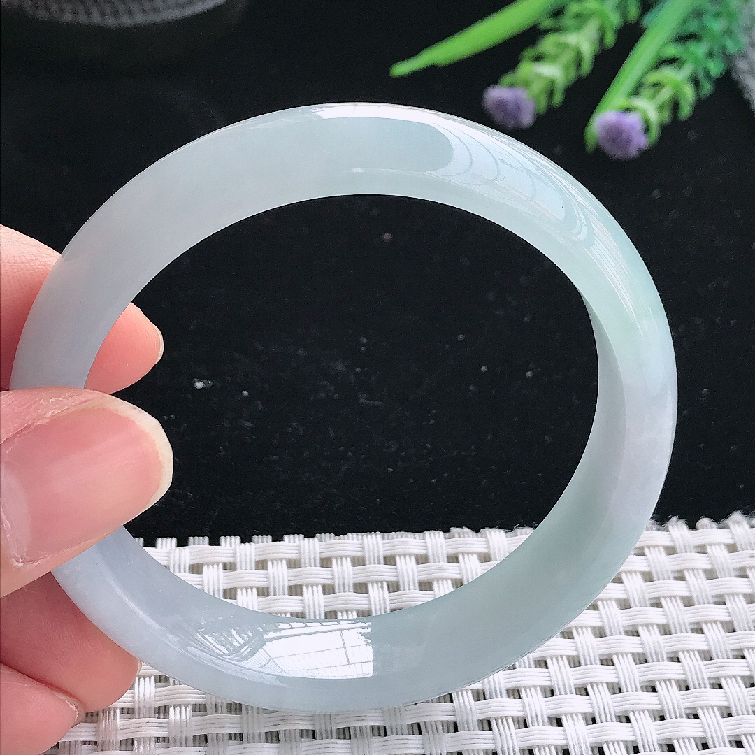 实拍天然翡翠56.8/13.2/7.6老坑冰胶水灵天空蓝手镯翡翠玉镯手环