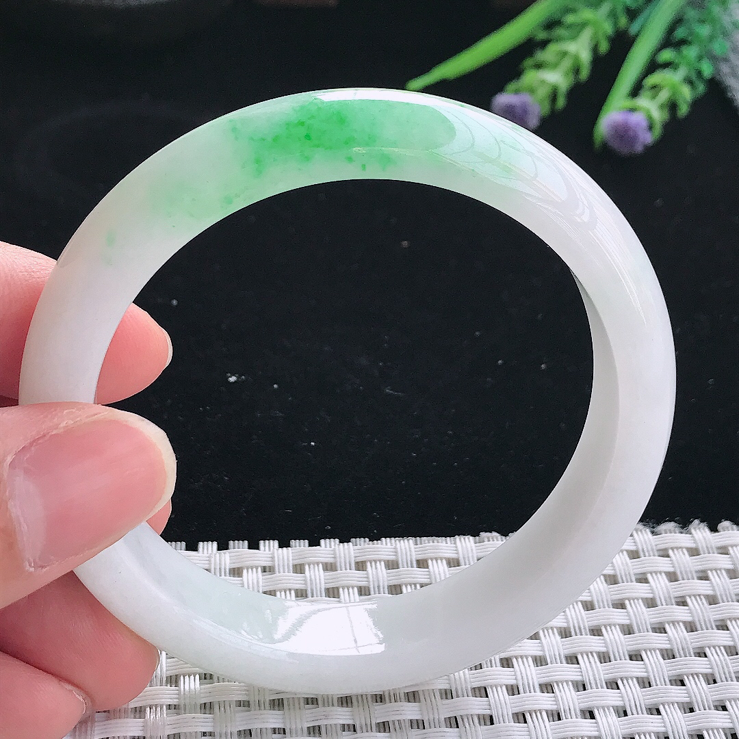 实拍天然翡翠57.5/12.8/8.2老坑精美飘阳绿手镯翡翠玉镯手环