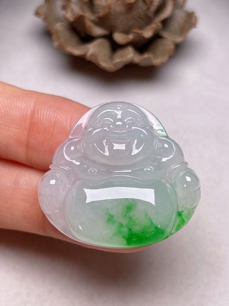 冰糯种飘绿【佛公】吊坠，种水好，玉质细腻 ，卖相好‘