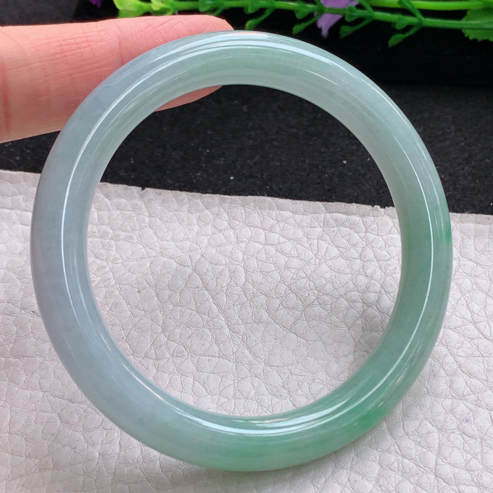 n实拍55*8.5美人镯 天然缅甸翡翠A货手镯项链清新圆条正圈玉手环