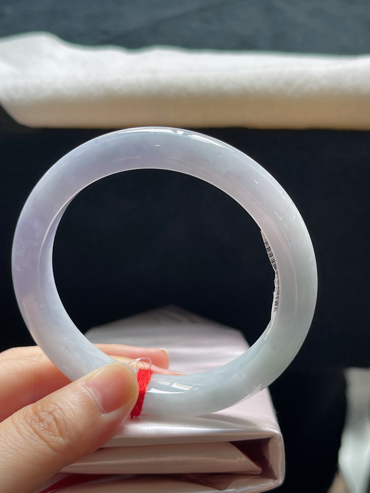 正圈59.7圈口，翡翠糯化种淡紫色手镯