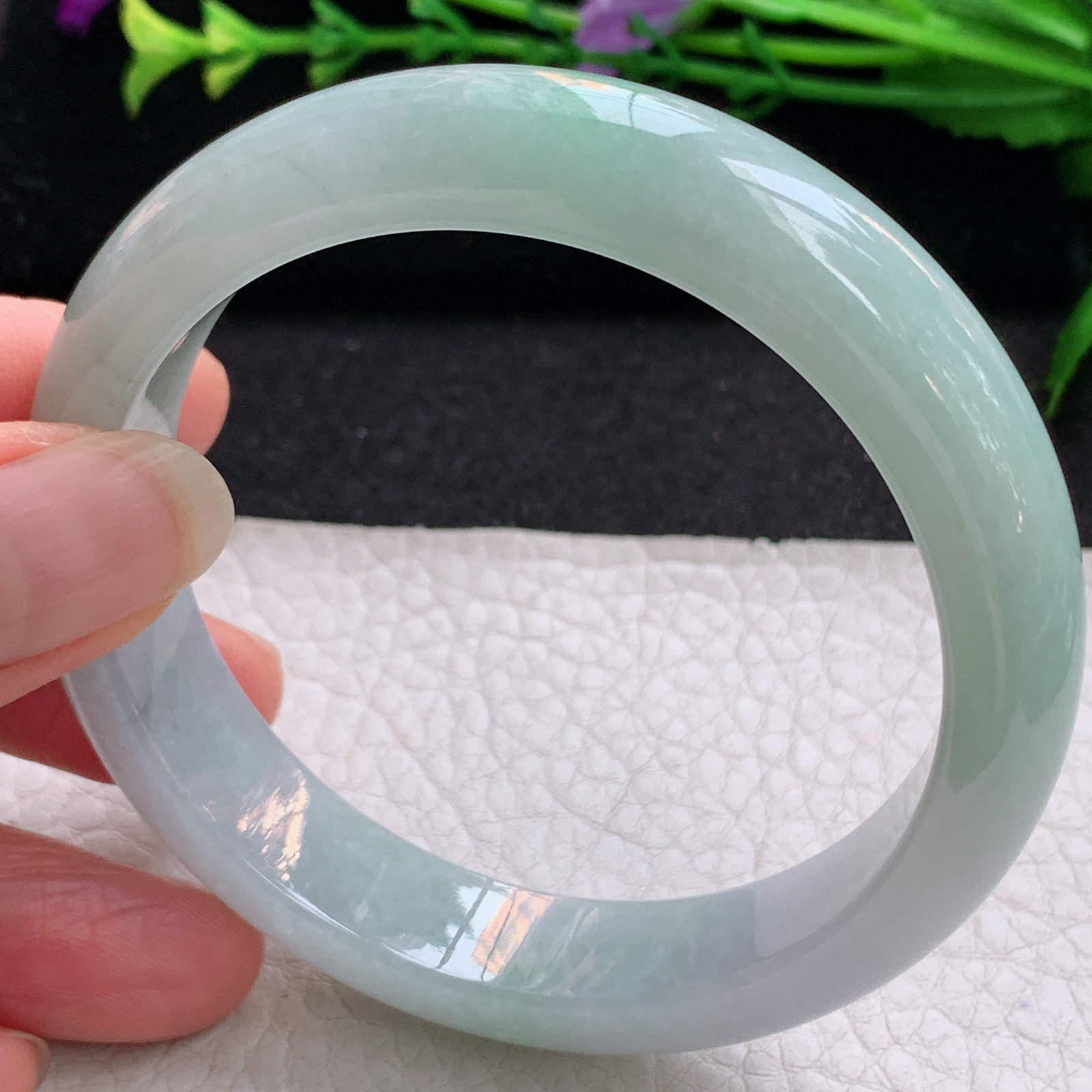 js实拍58*13.3*8.2平安镯 天然缅甸翡翠A货手镯清爽飘绿正圈玉手环