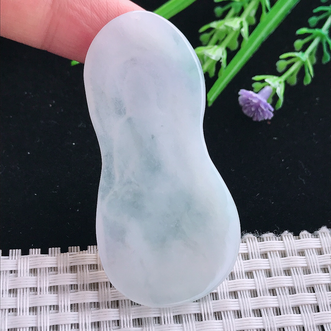 实拍A货翡翠61/30/4.5老坑秀气冰润阿弥陀佛吊坠翡翠挂件