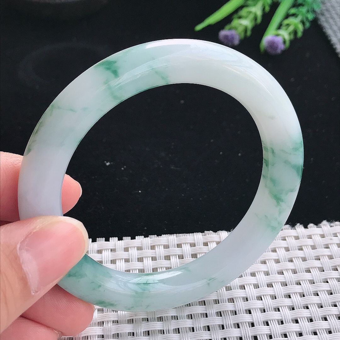 实拍天然翡翠55.5/10.2/10老坑精美飘花圆条手镯翡翠玉镯手环