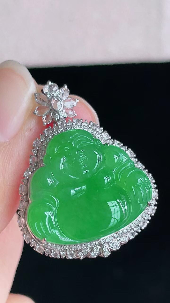 【翡翠名称】18K金豪华镶钻冰阳绿佛公吊坠
【翡翠尺寸】含金31/24/11.6mm
【翡翠描述】宝