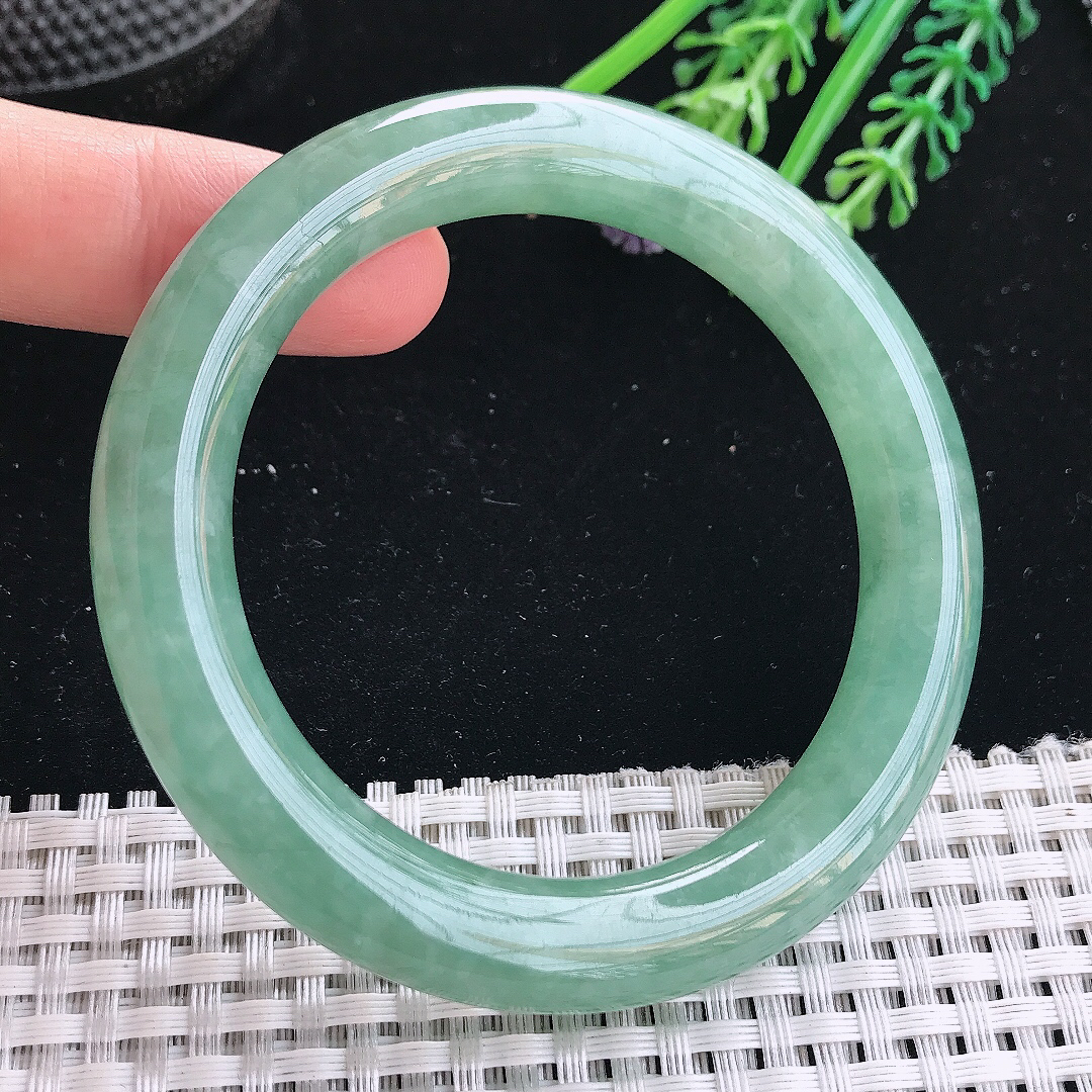 实拍天然翡翠55/10.5/10.3老坑冰润起胶满绿圆条手镯翡翠玉镯手环