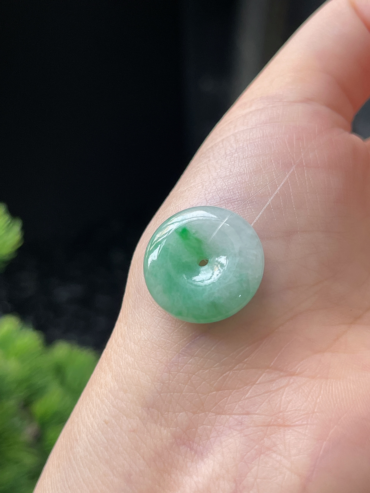 翡翠糯化种飘绿平安扣