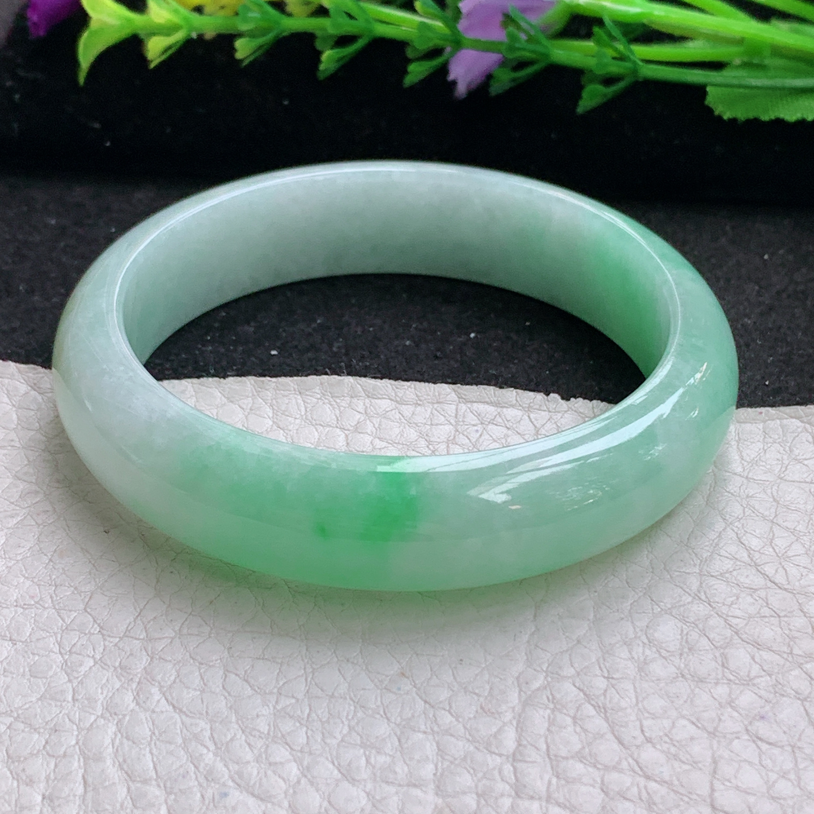 yh清新56*13.8*7.5平安镯 天然缅甸翡翠A货手镯水润飘绿宽边正圈玉手环