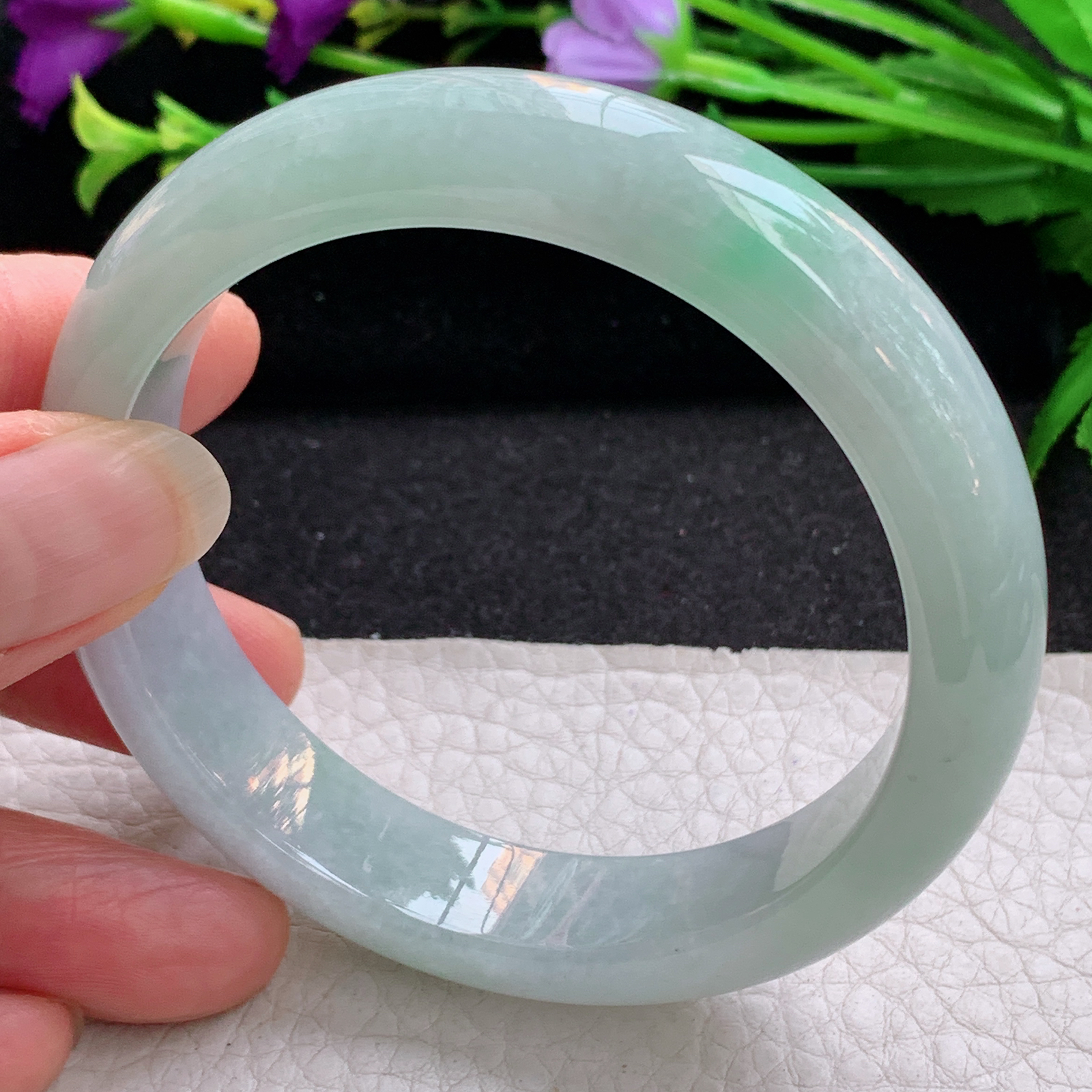 js实拍58*13.3*8.2平安镯 天然缅甸翡翠A货手镯清爽飘绿正圈玉手环