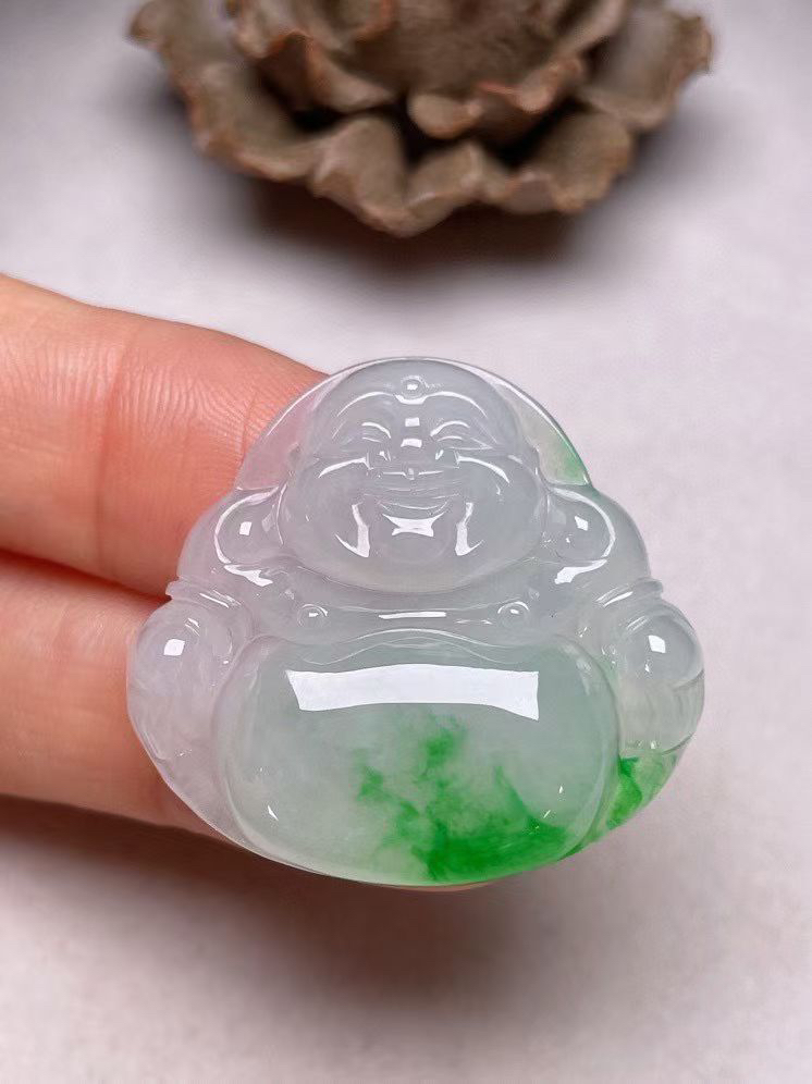 冰糯种飘绿【佛公】吊坠，种水好，玉质细腻 ，卖相好‘