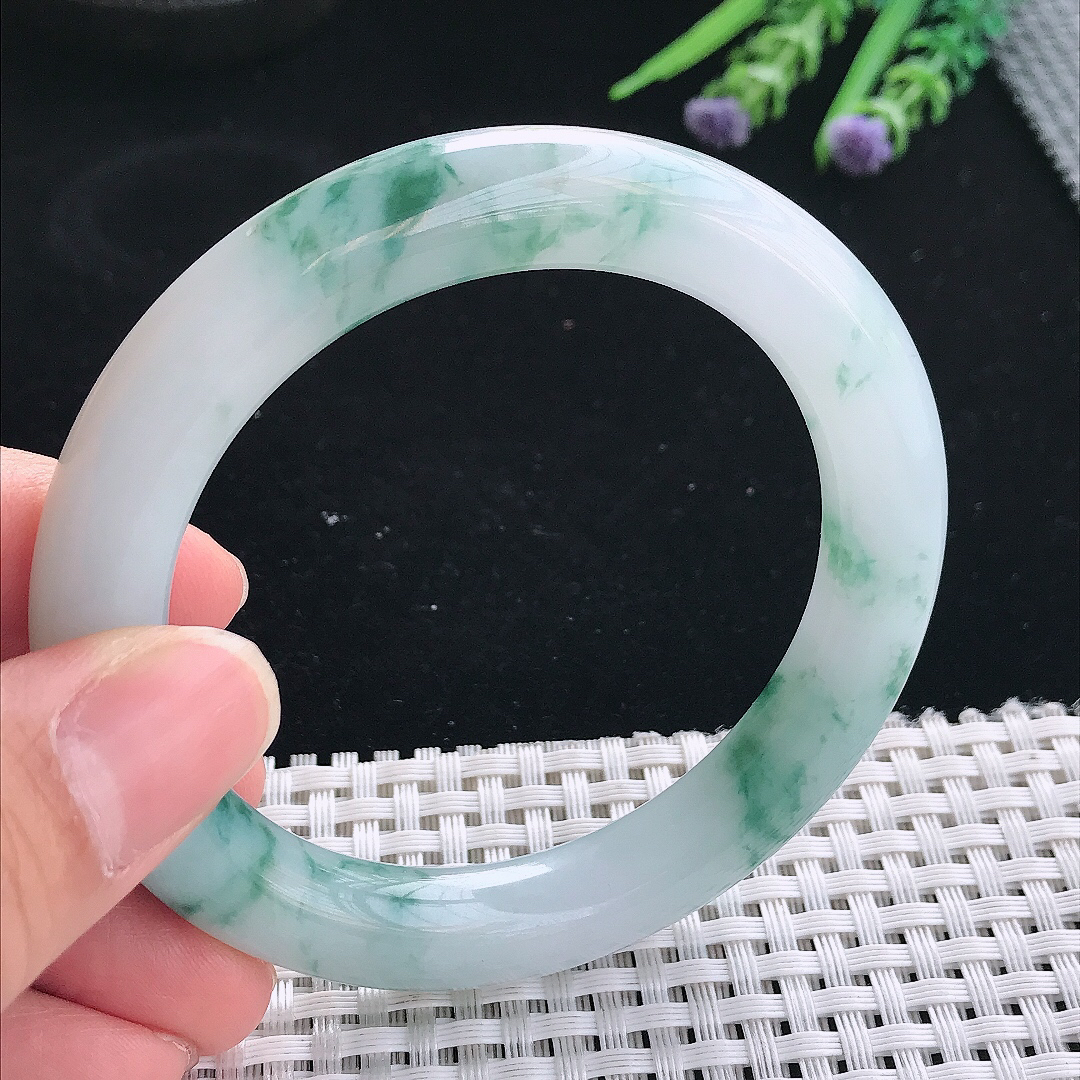 实拍天然翡翠55.5/10.2/10老坑精美飘花圆条手镯翡翠玉镯手环